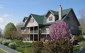 Greenwoods Bed & Breakfast Inn